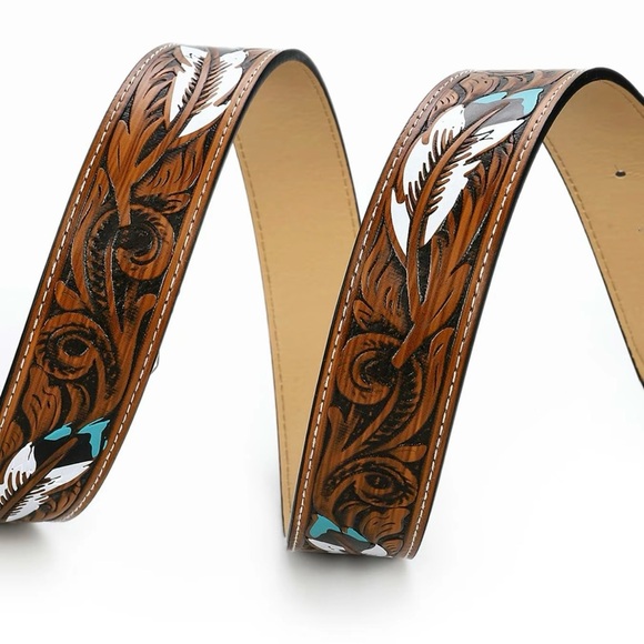 Turquoise and Silver Decorated Women's Fashion Belt - Picture 3 of 4